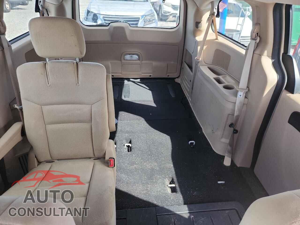 DODGE CARAVAN 2015 - 2C4RDGBG8FR570101
