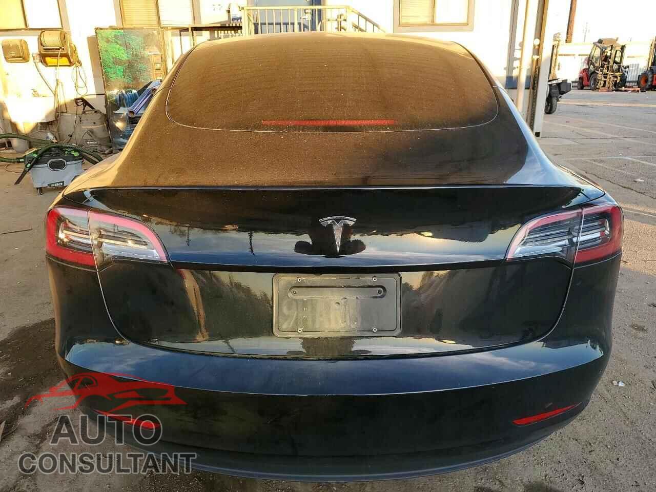 TESLA MODEL 3 2023 - 5YJ3E1EA3PF590535