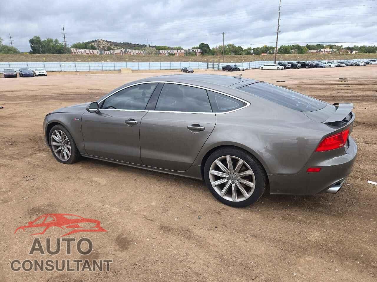 AUDI A7 2013 - WAUYGAFC2DN064021