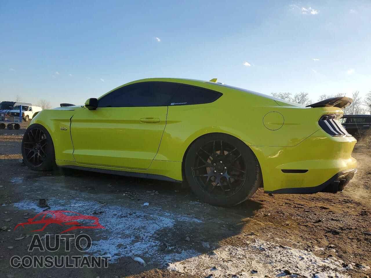 FORD MUSTANG 2021 - 1FA6P8CF9M5111052