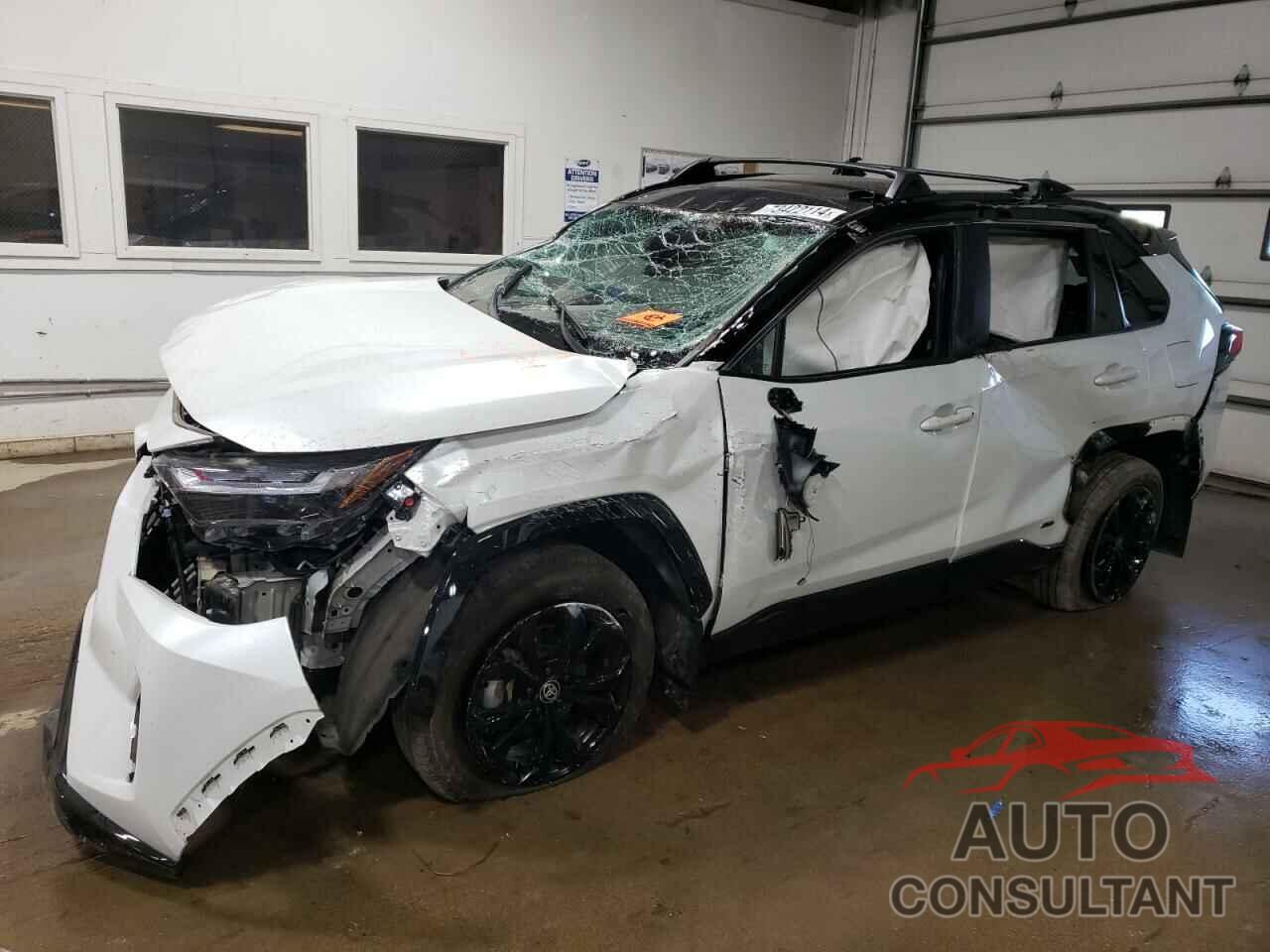 TOYOTA RAV4 2023 - 2T3E6RFV2PW044048