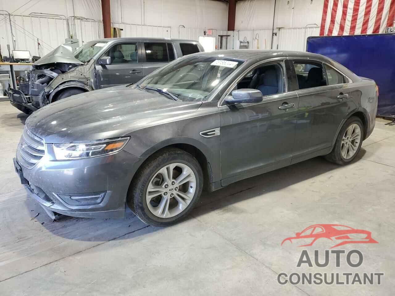 FORD TAURUS 2018 - 1FAHP2E86JG115077