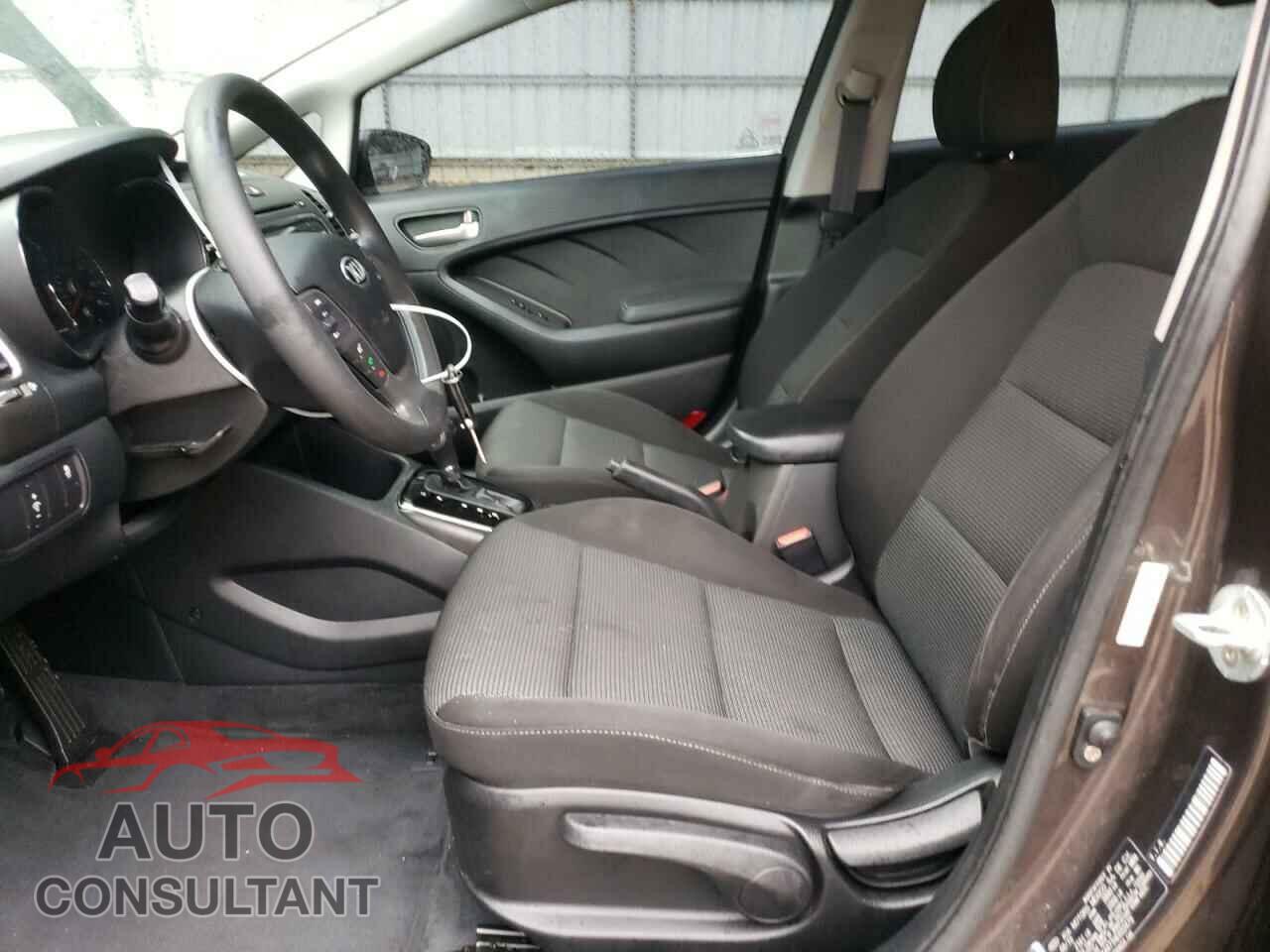 KIA FORTE 2017 - 3KPFK4A71HE032479