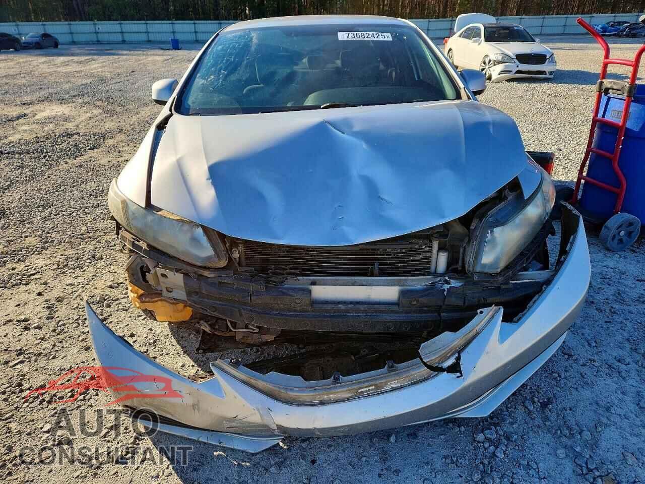 HONDA CIVIC 2013 - 19XFB2F59DE052369