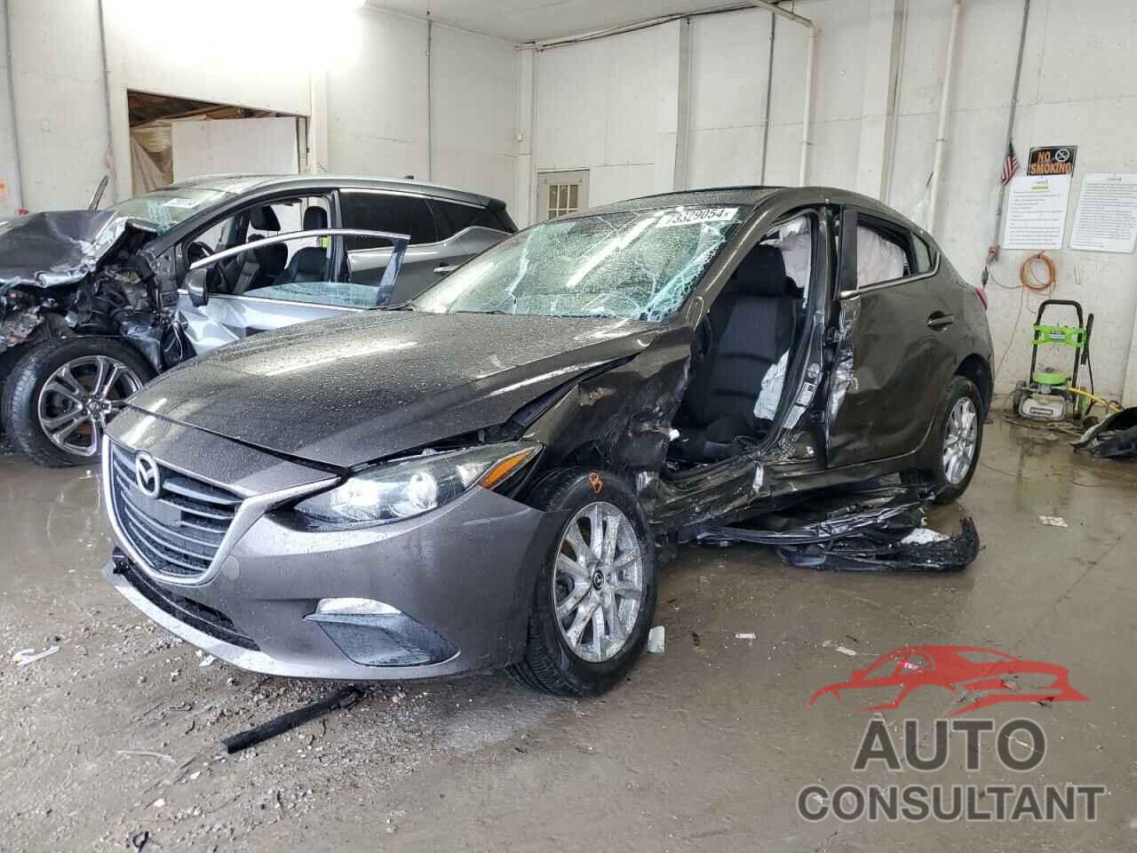 MAZDA 3 2014 - JM1BM1L79E1118593