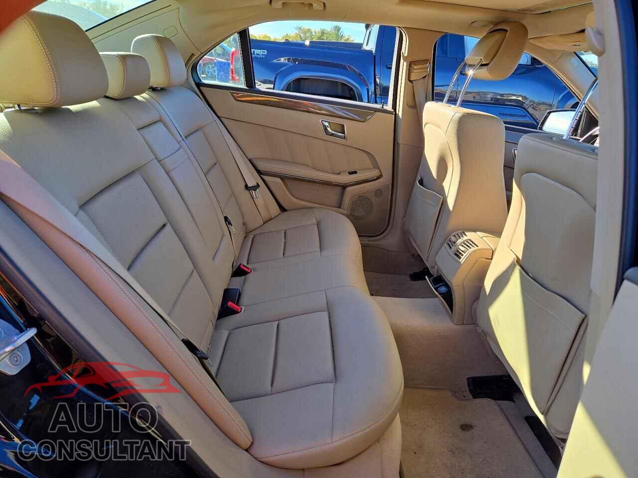 MERCEDES-BENZ E-CLASS 2010 - WDDHF8HB1AA239080