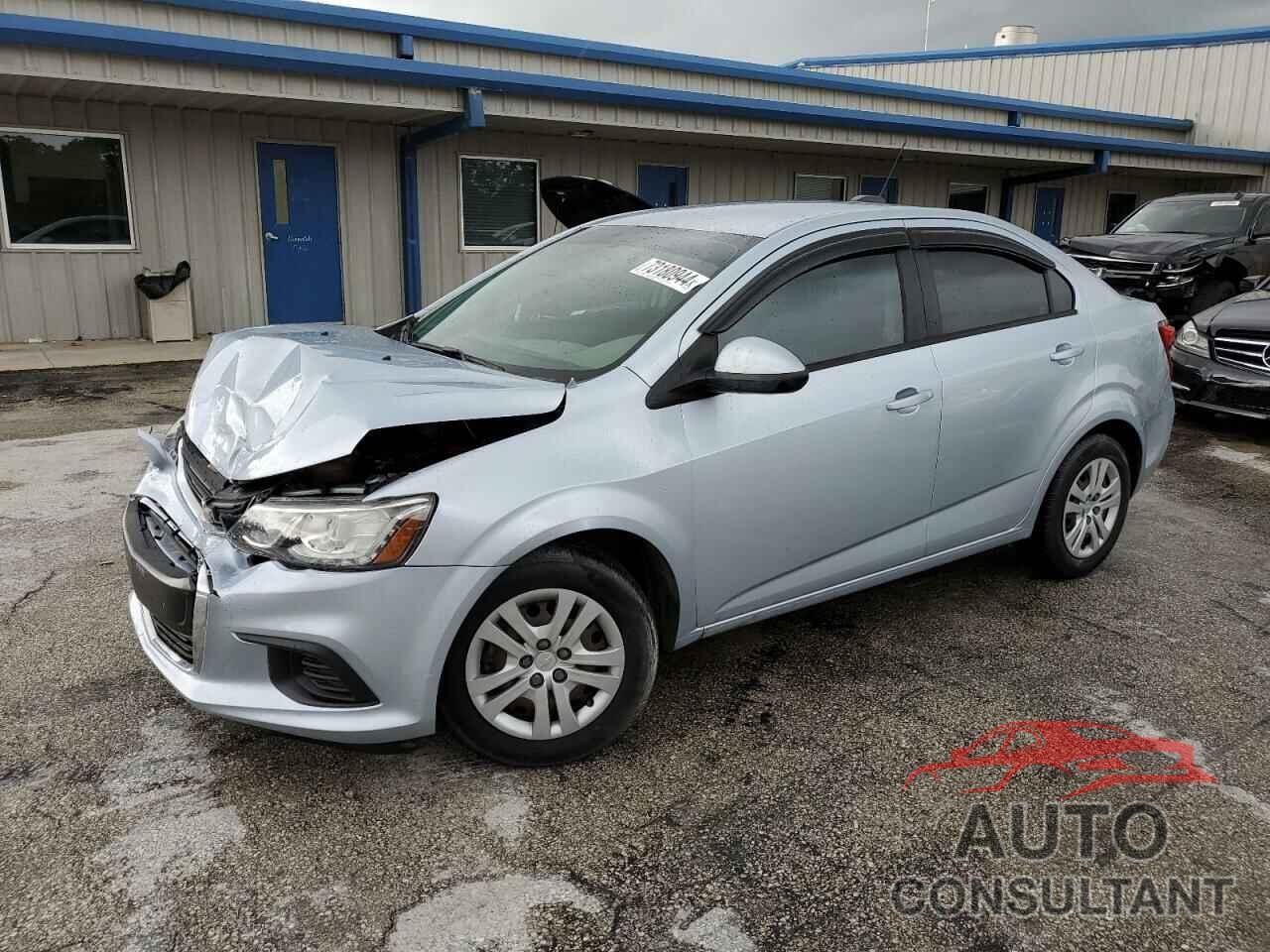 CHEVROLET SONIC 2017 - 1G1JB5SH7H4144625