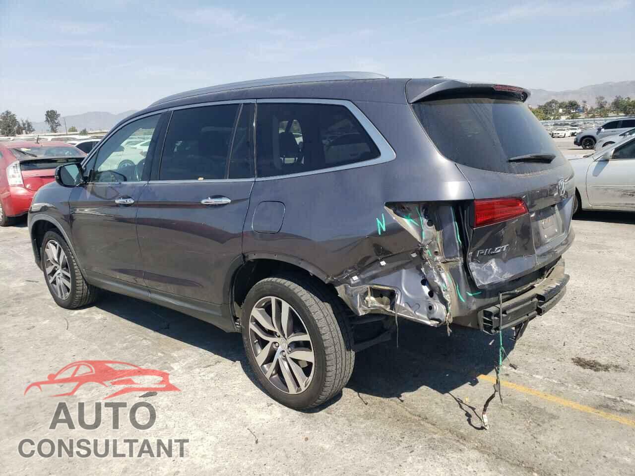 HONDA PILOT 2017 - 5FNYF6H95HB066807