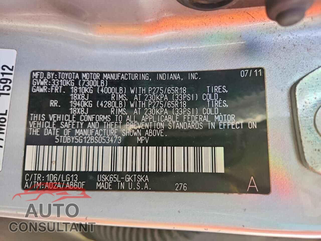 TOYOTA SEQUOIA 2011 - 5TDBY5G12BS053473