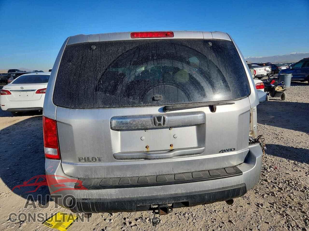 HONDA PILOT 2011 - 5FNYF4H29BB023862