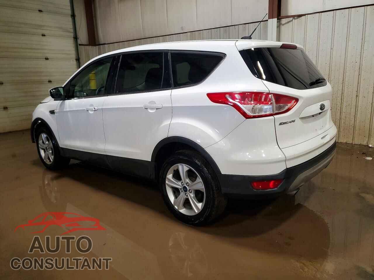 FORD ESCAPE 2015 - 1FMCU9GX4FUC72377