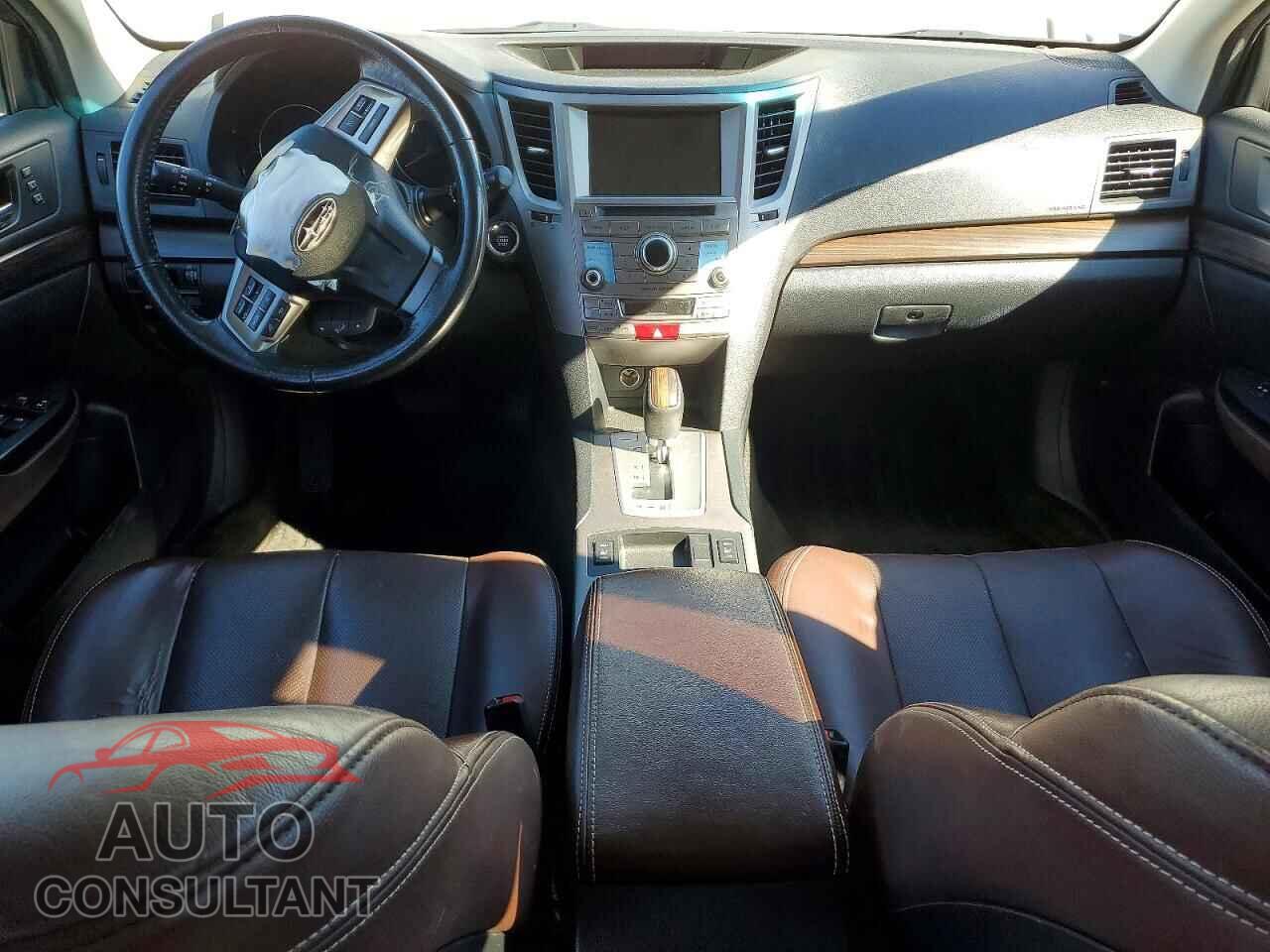 SUBARU OUTBACK 2013 - 4S4BRBSC5D3201667