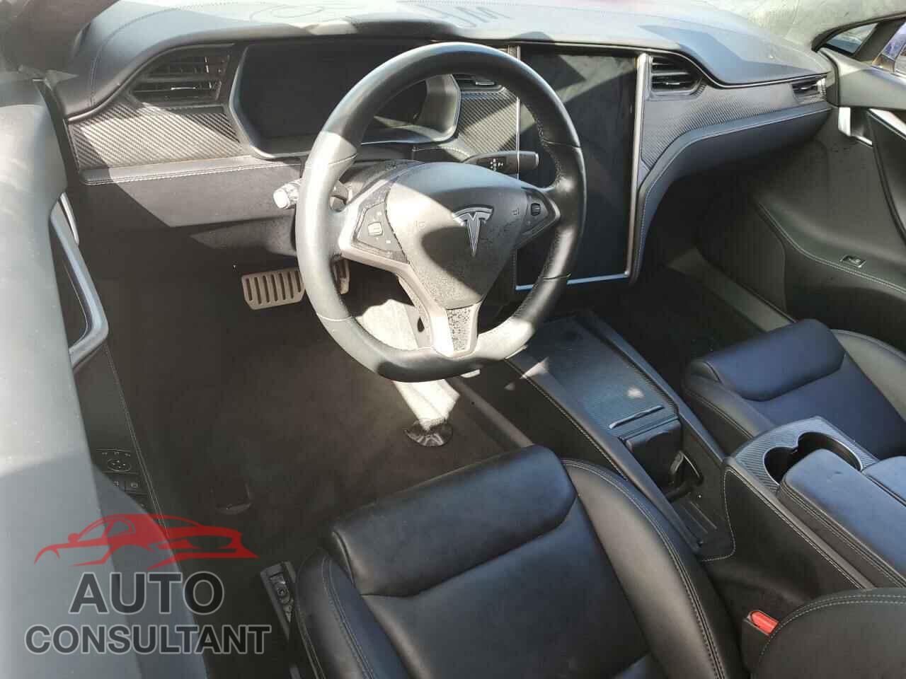 TESLA MODEL S 2020 - 5YJSA1E40LF389106
