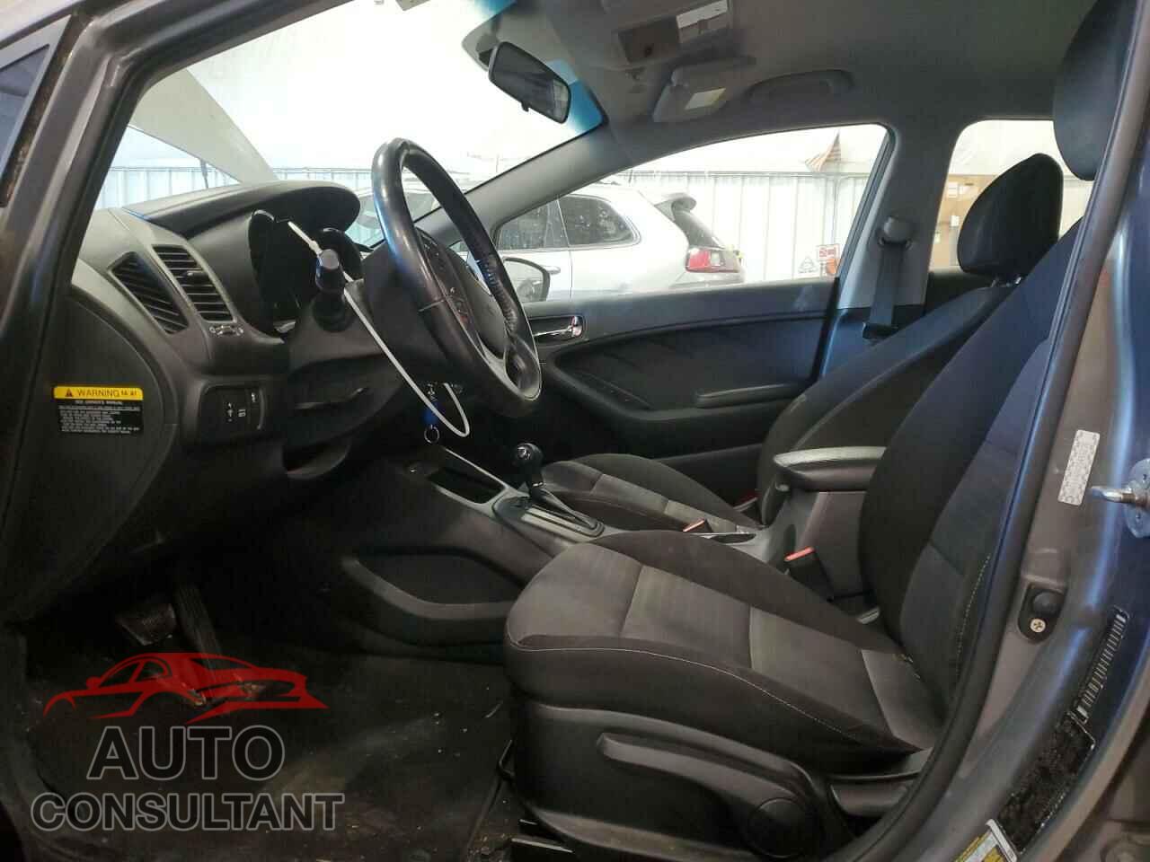 KIA FORTE 2016 - KNAFX4A84G5455235