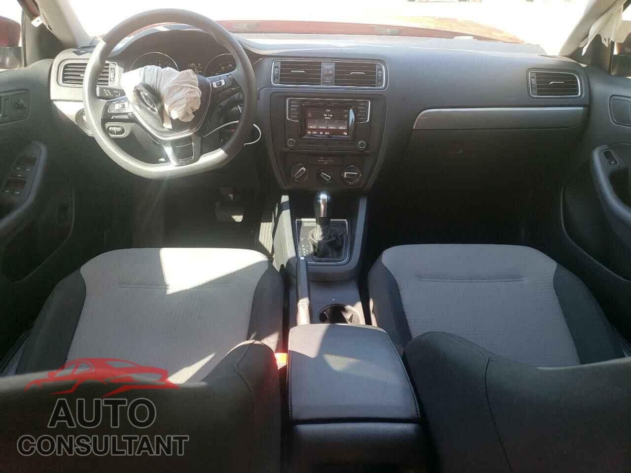 VOLKSWAGEN JETTA 2017 - 3VW2B7AJXHM356447