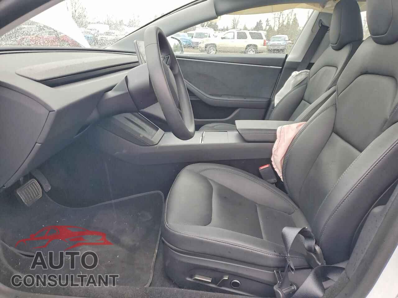 TESLA MODEL 3 2024 - 5YJ3E1EB2RF769967
