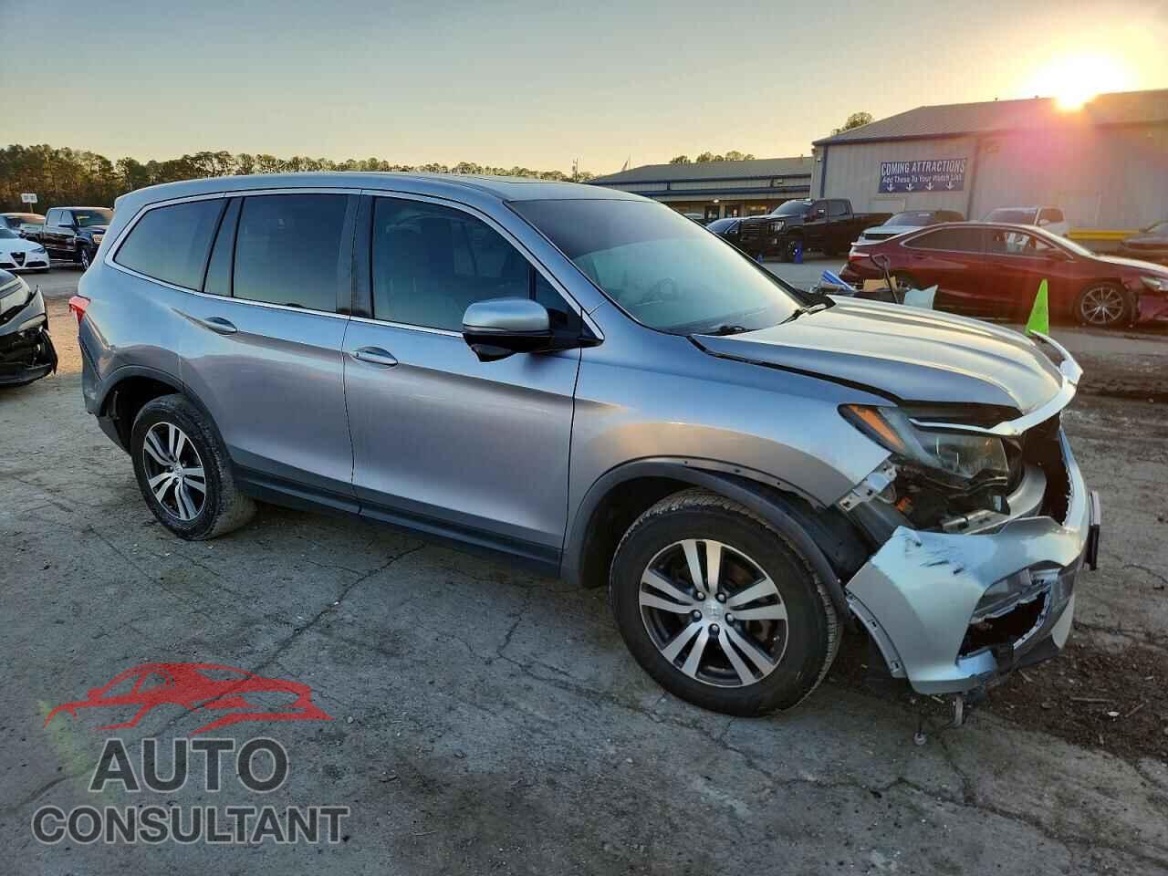 HONDA PILOT 2017 - 5FNYF5H58HB046123