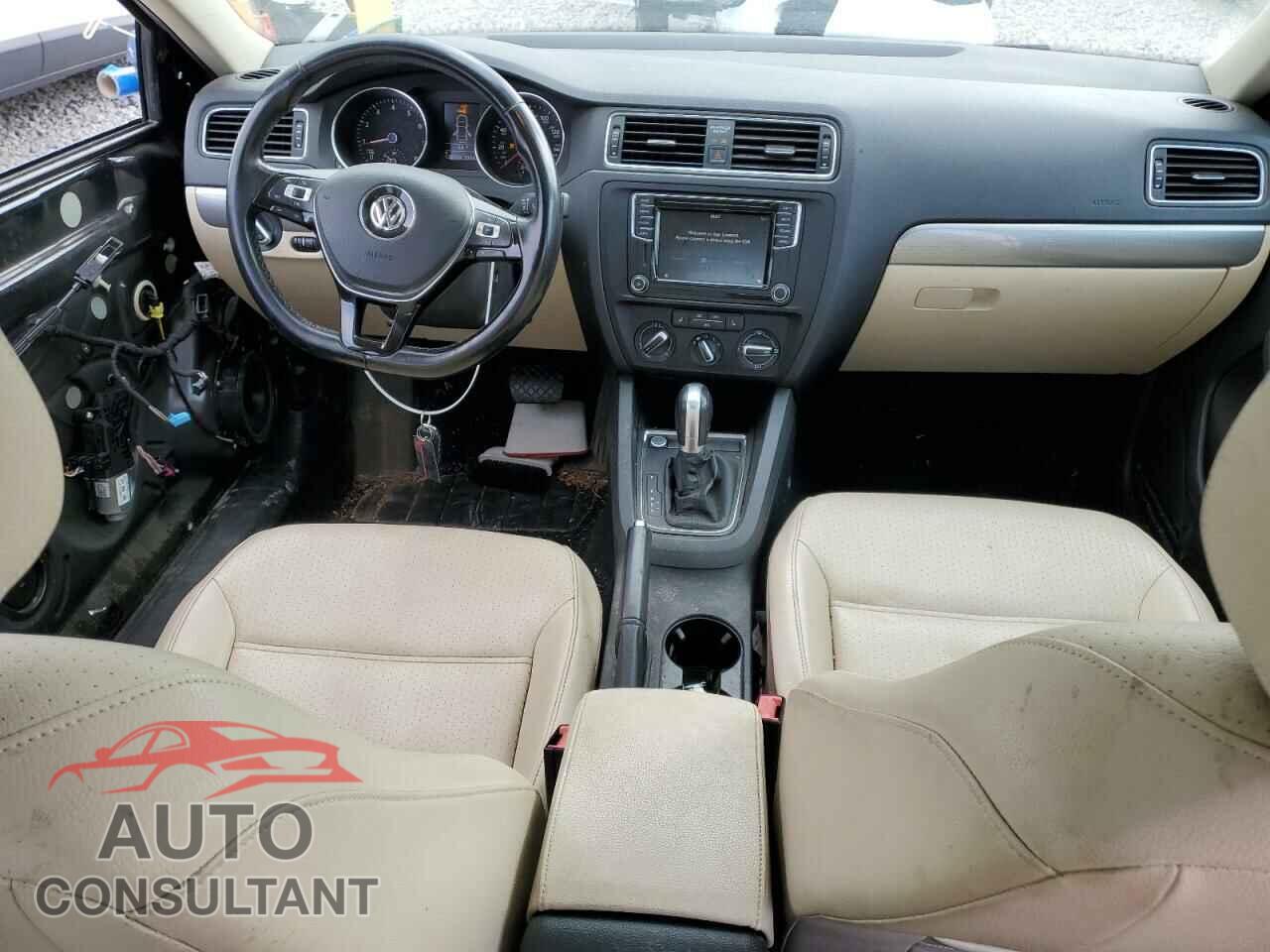 VOLKSWAGEN JETTA 2017 - 3VWDB7AJ4HM276747