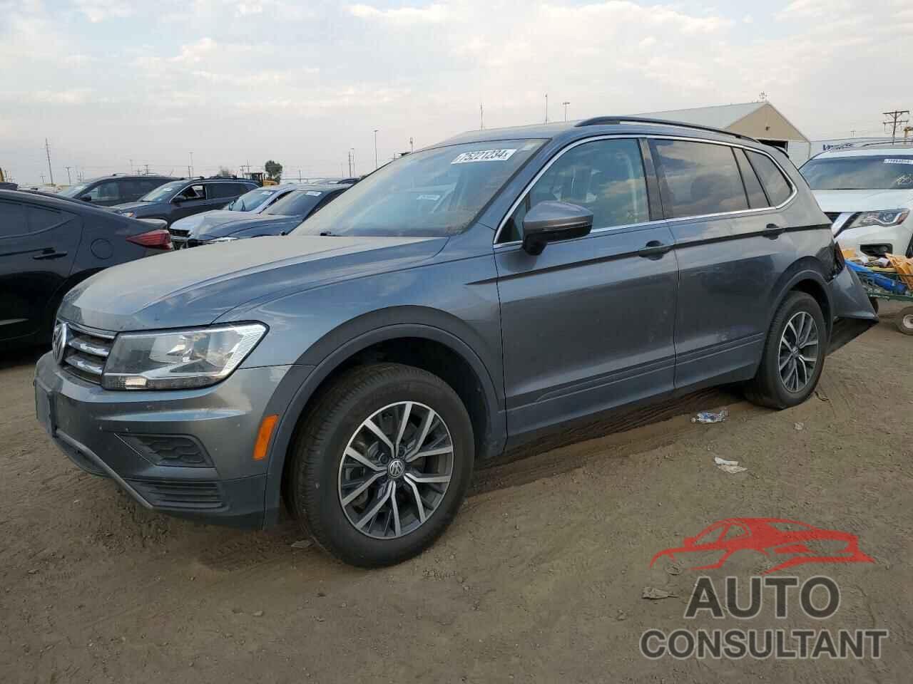 VOLKSWAGEN TIGUAN 2019 - 3VV2B7AX3KM143498