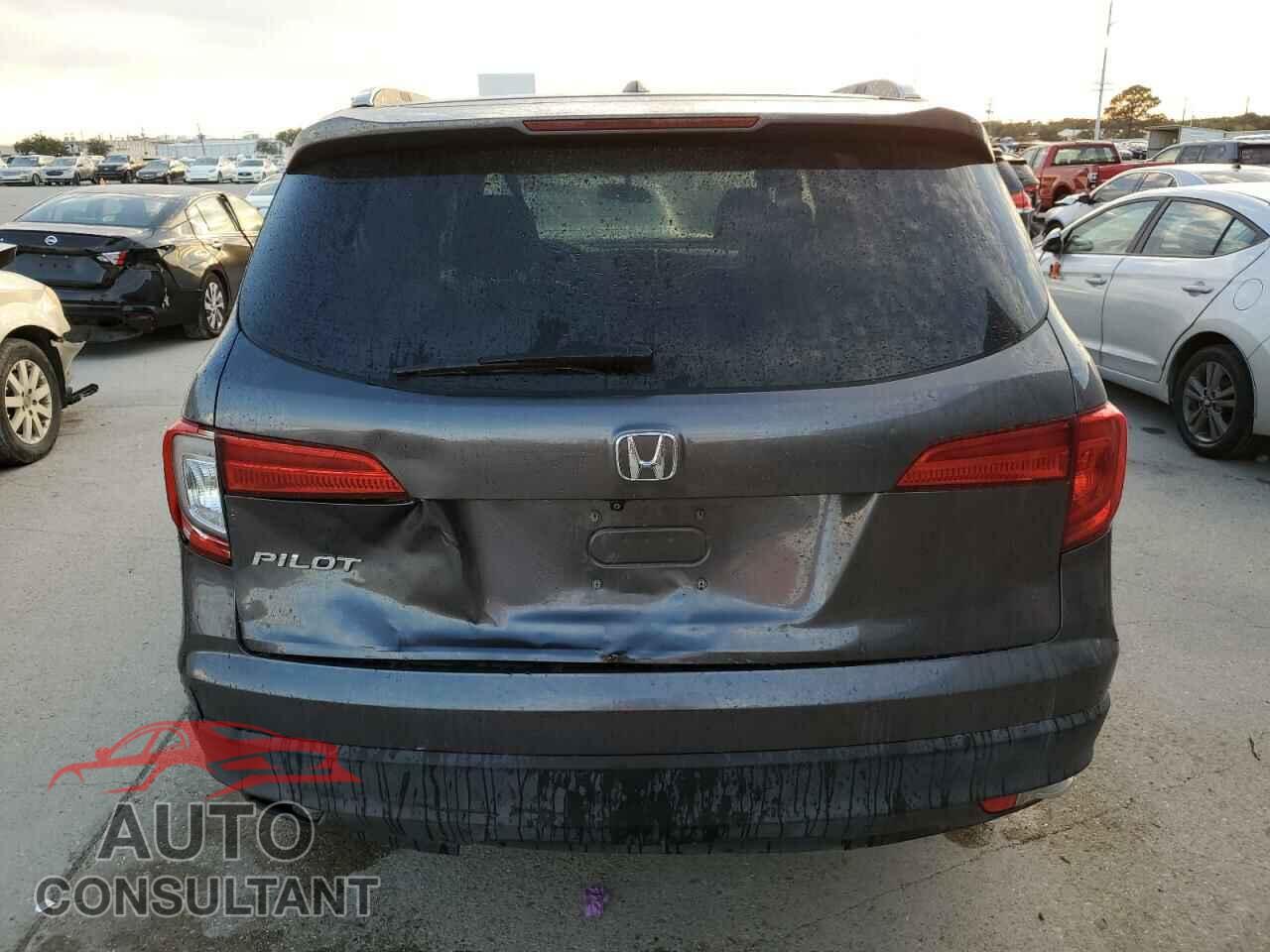HONDA PILOT 2017 - 5FNYF5H57HB024257