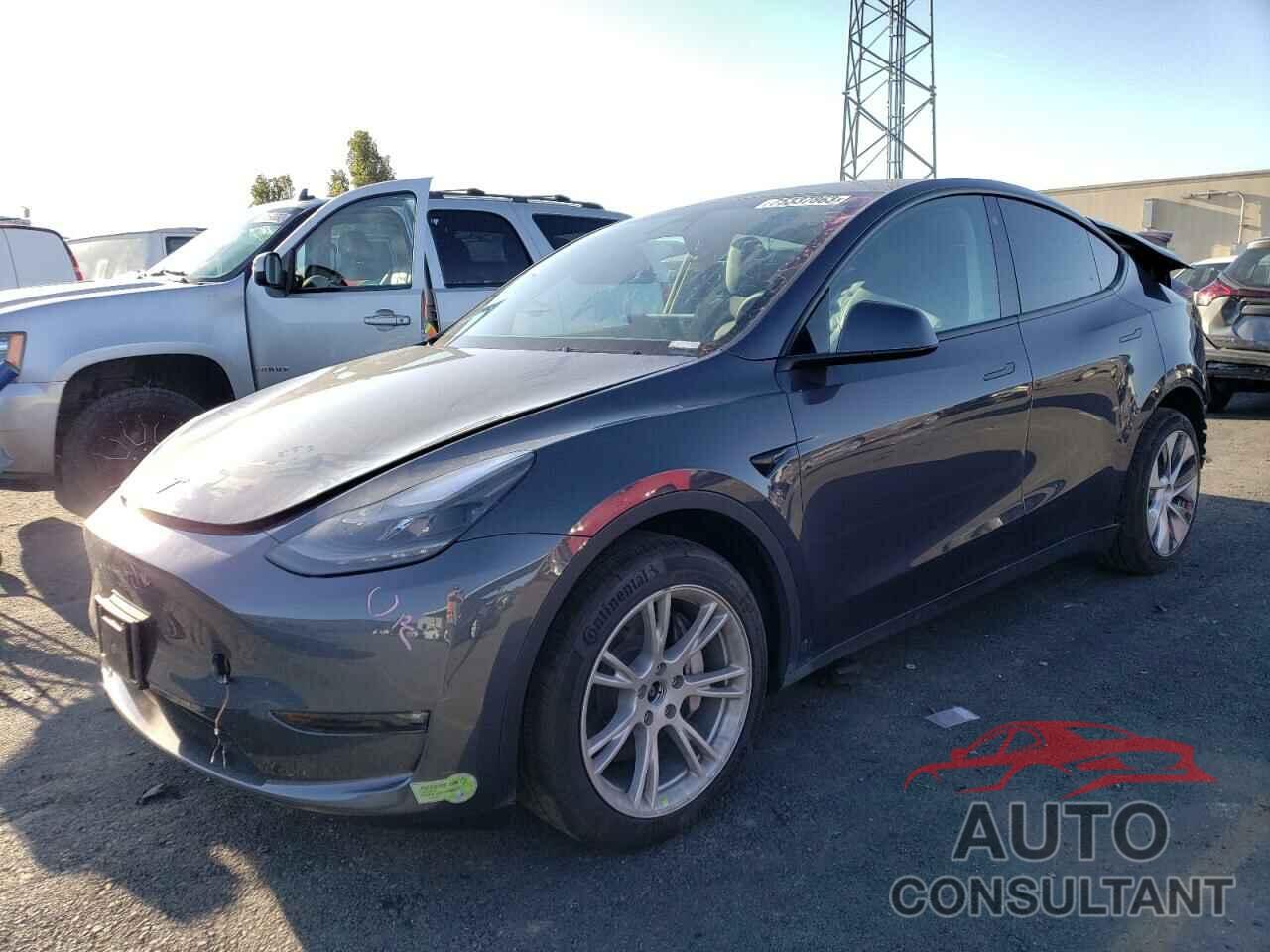 TESLA MODEL Y 2023 - 7SAYGAEE7PF605608