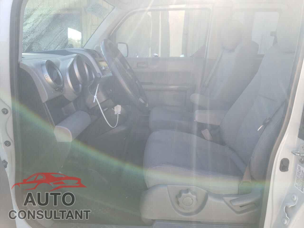 HONDA ELEMENT 2011 - 5J6YH2H72BL003325