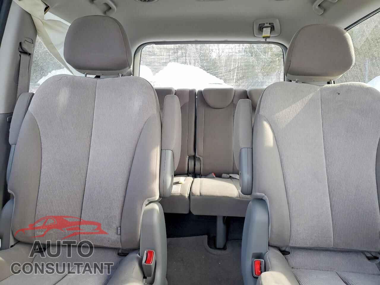 KIA All Models 2014 - KNDMG4C77E6572474