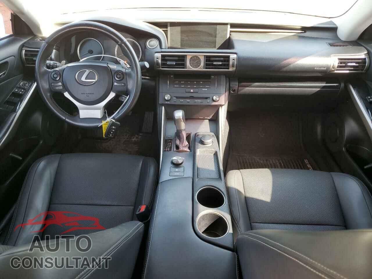 LEXUS IS 2015 - JTHBF1D20F5054420