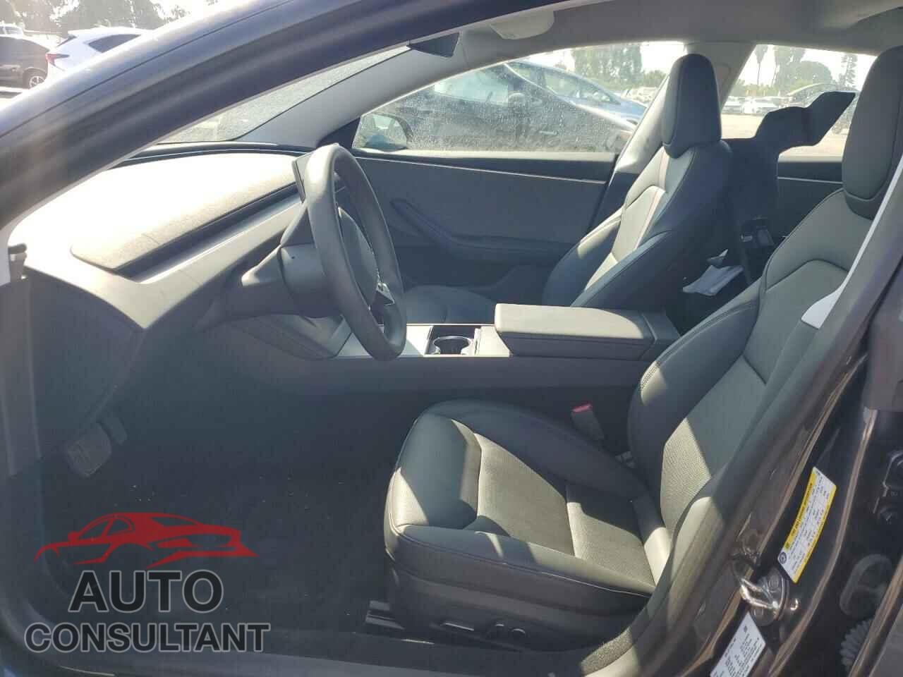 TESLA MODEL 3 2024 - 5YJ3E1EA6RF724358