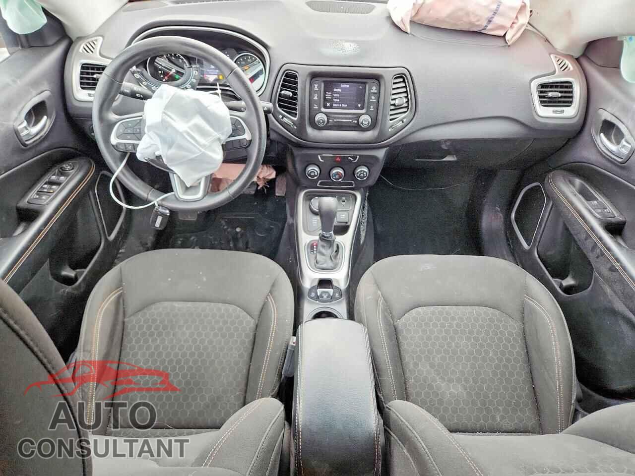 JEEP COMPASS 2017 - 3C4NJDAB4HT656498