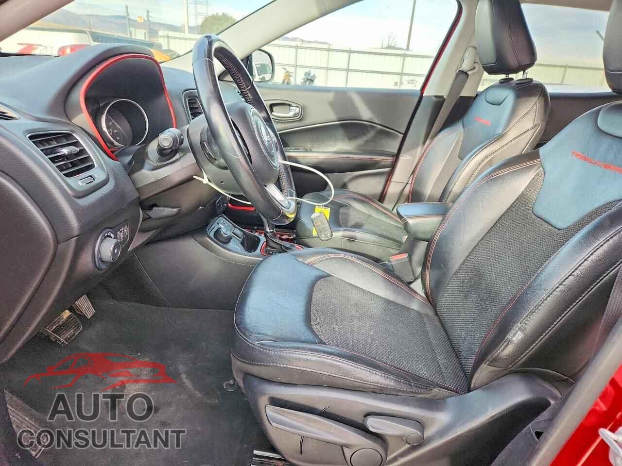 JEEP COMPASS 2020 - 3C4NJDDB9LT189244