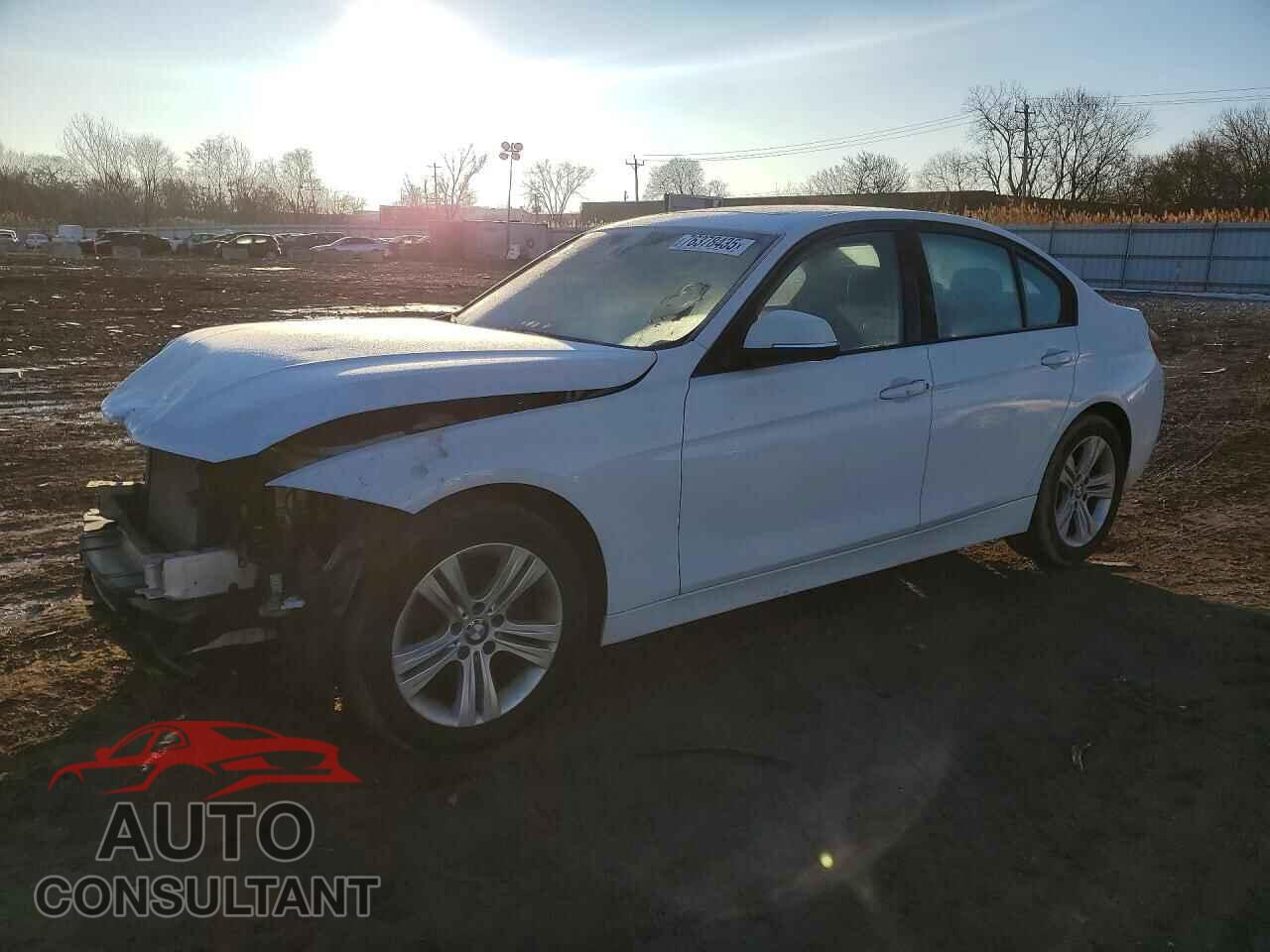 BMW 3 SERIES 2016 - WBA8E3G54GNU01049