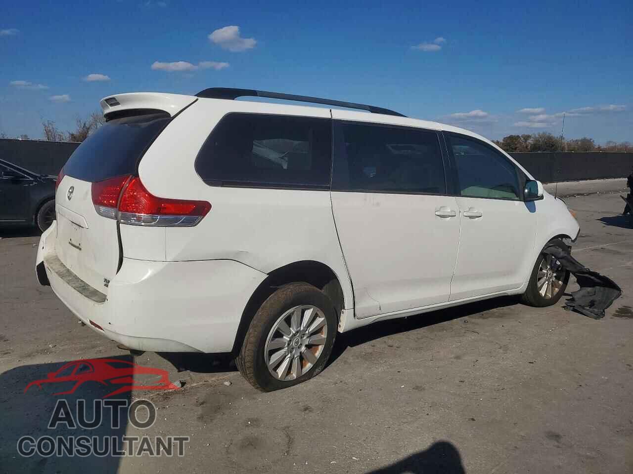 TOYOTA SIENNA 2012 - 5TDDK3DC6CS048251