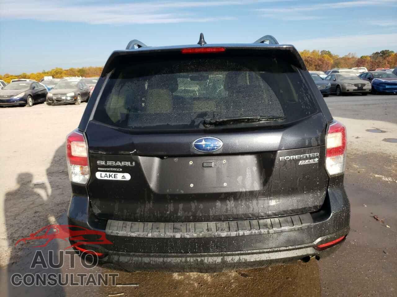 SUBARU FORESTER 2017 - JF2SJAEC4HH574582