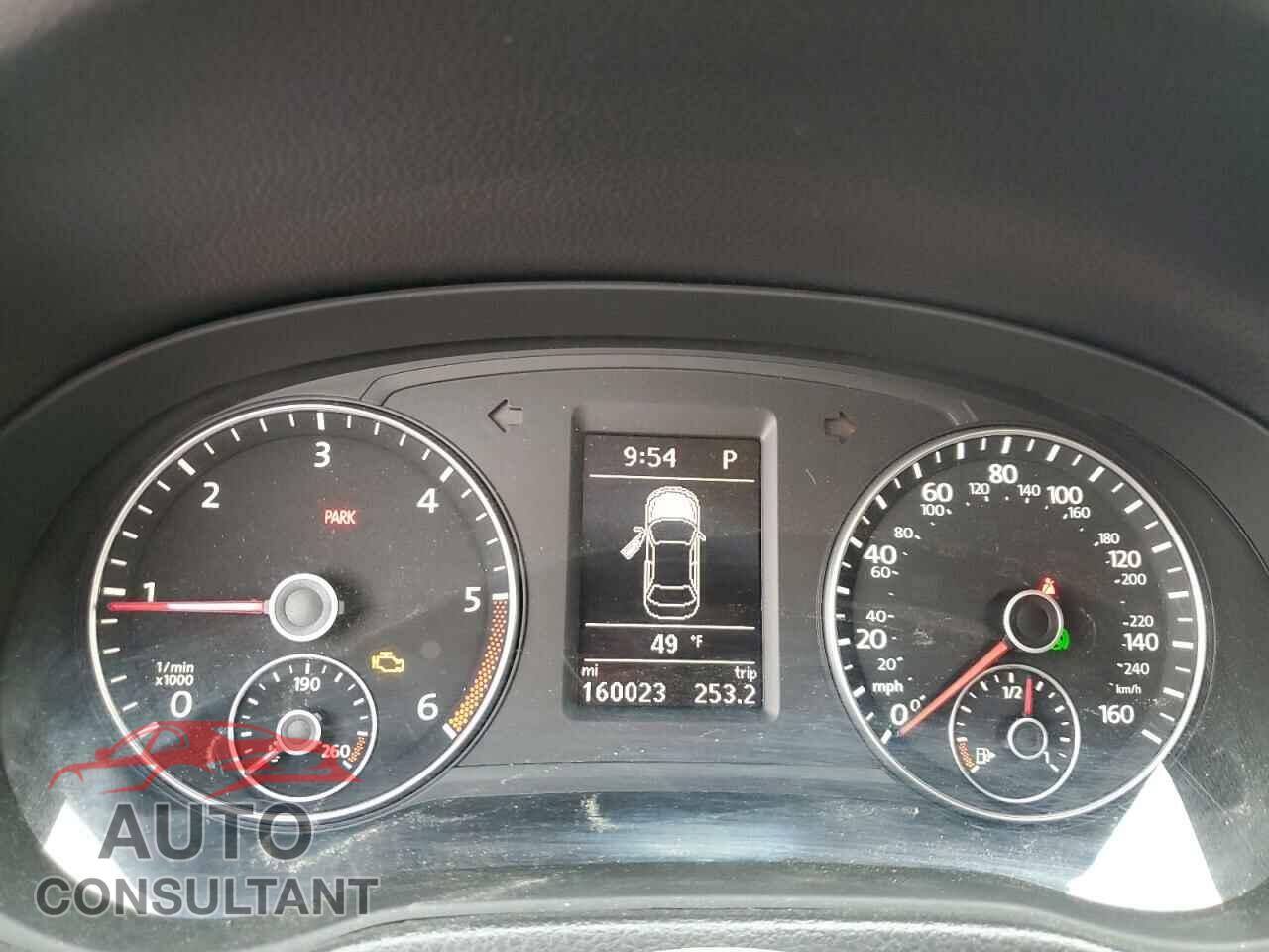 VOLKSWAGEN PASSAT 2014 - 1VWCN7A30EC080628
