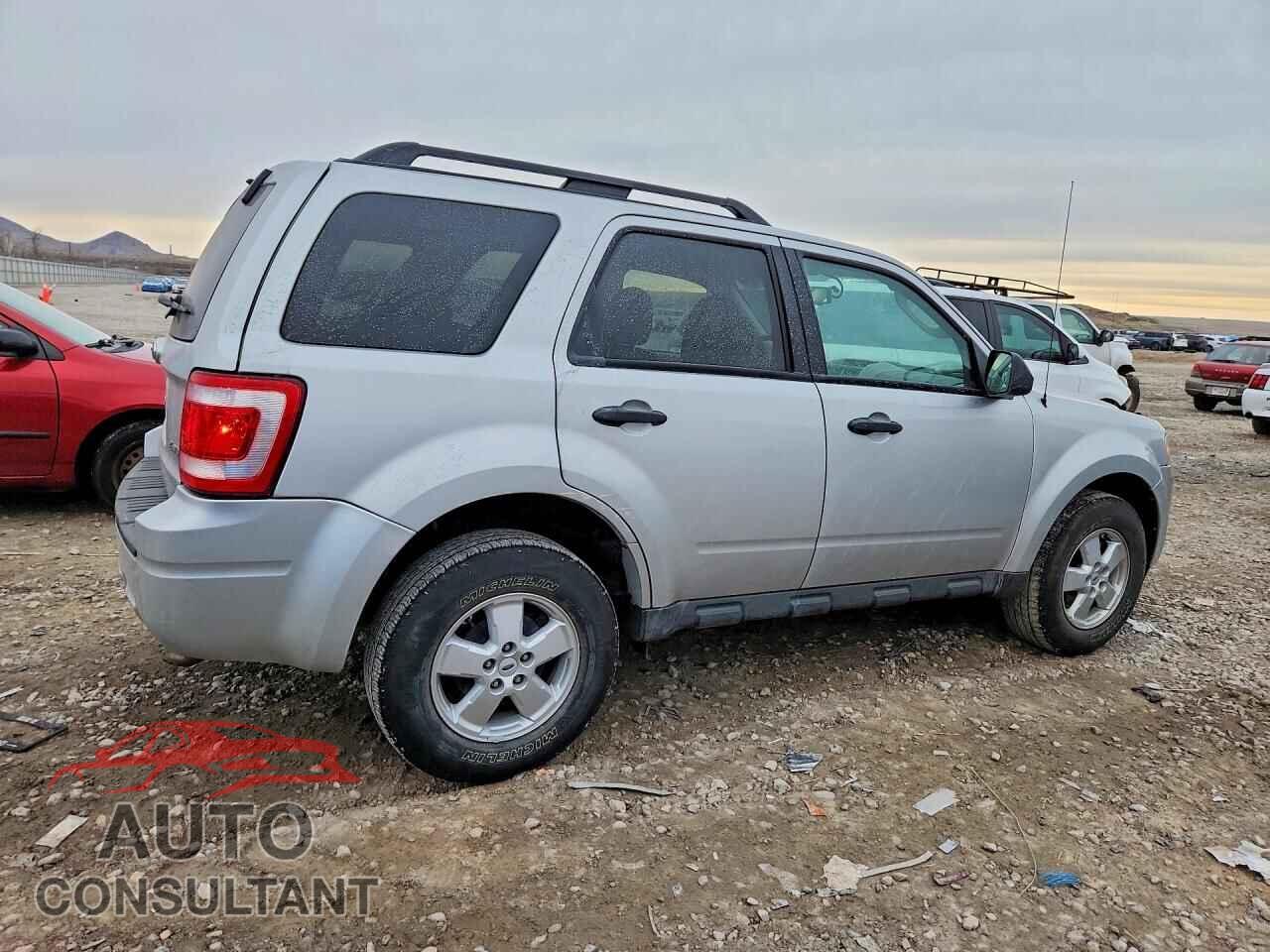 FORD ESCAPE 2009 - 1FMCU93G29KC46009