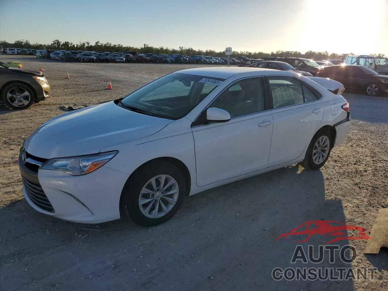 TOYOTA CAMRY 2016 - 4T1BF1FK0GU509767