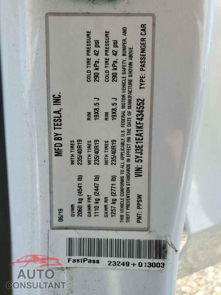 TESLA MODEL 3 2019 - 5YJ3E1EA1KF434552