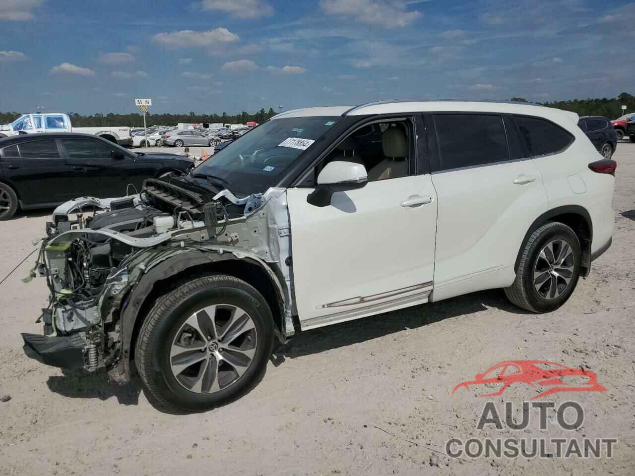 TOYOTA HIGHLANDER 2021 - 5TDGZRAH7MS520910