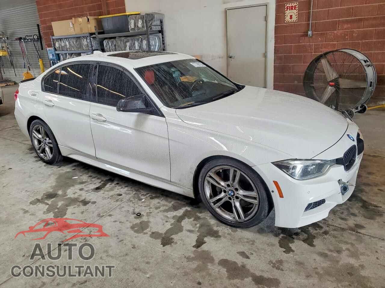 BMW 3 SERIES 2016 - WBA8E9C58GK645989