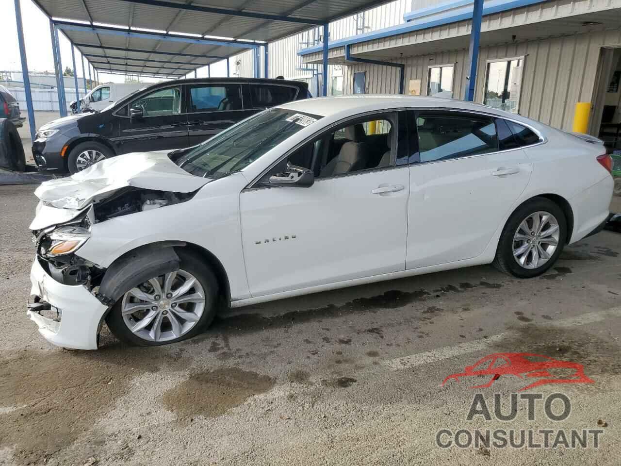 CHEVROLET MALIBU 2020 - 1G1ZD5ST5LF110701