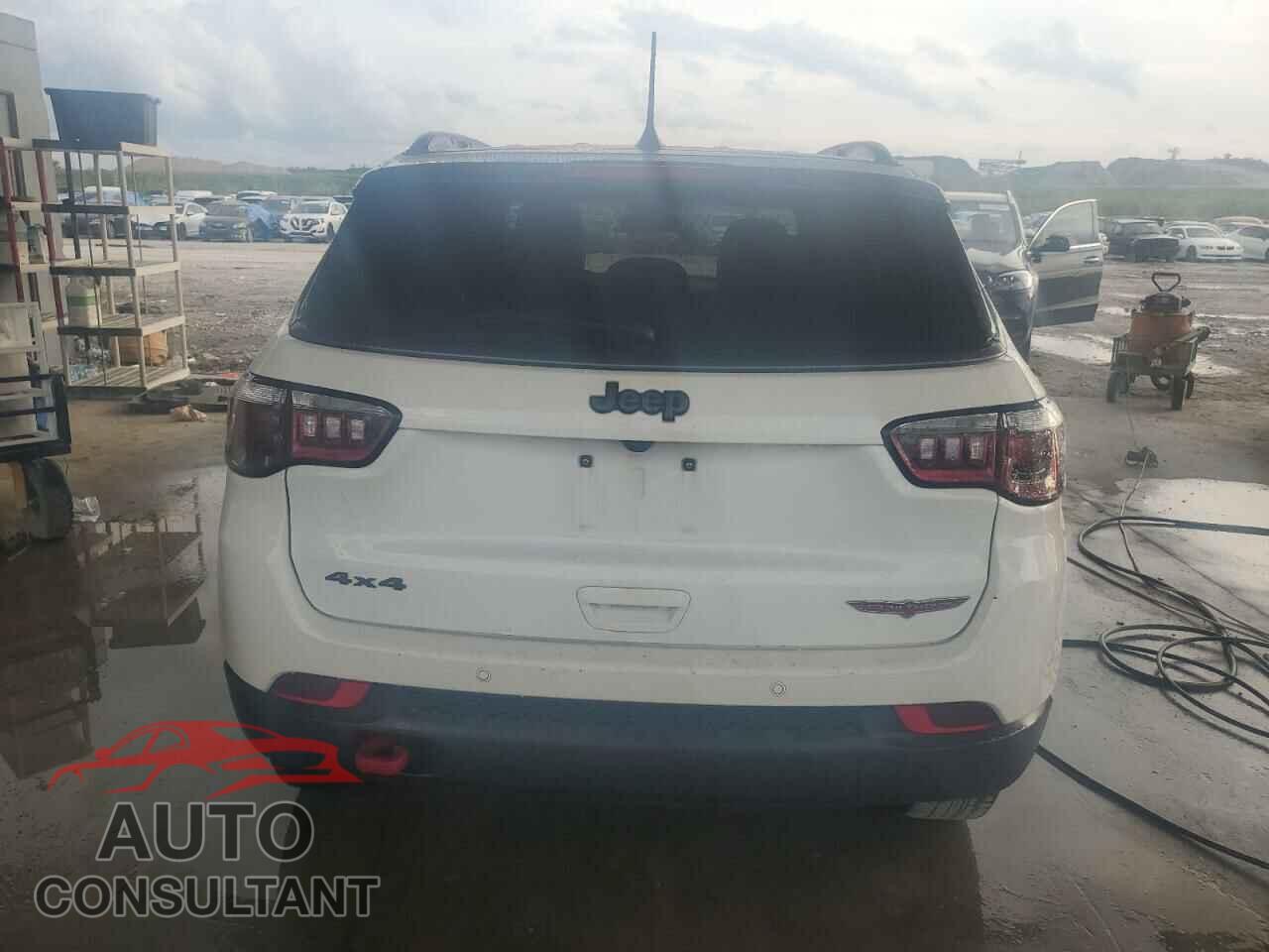 JEEP COMPASS 2021 - 3C4NJDDB6MT564704