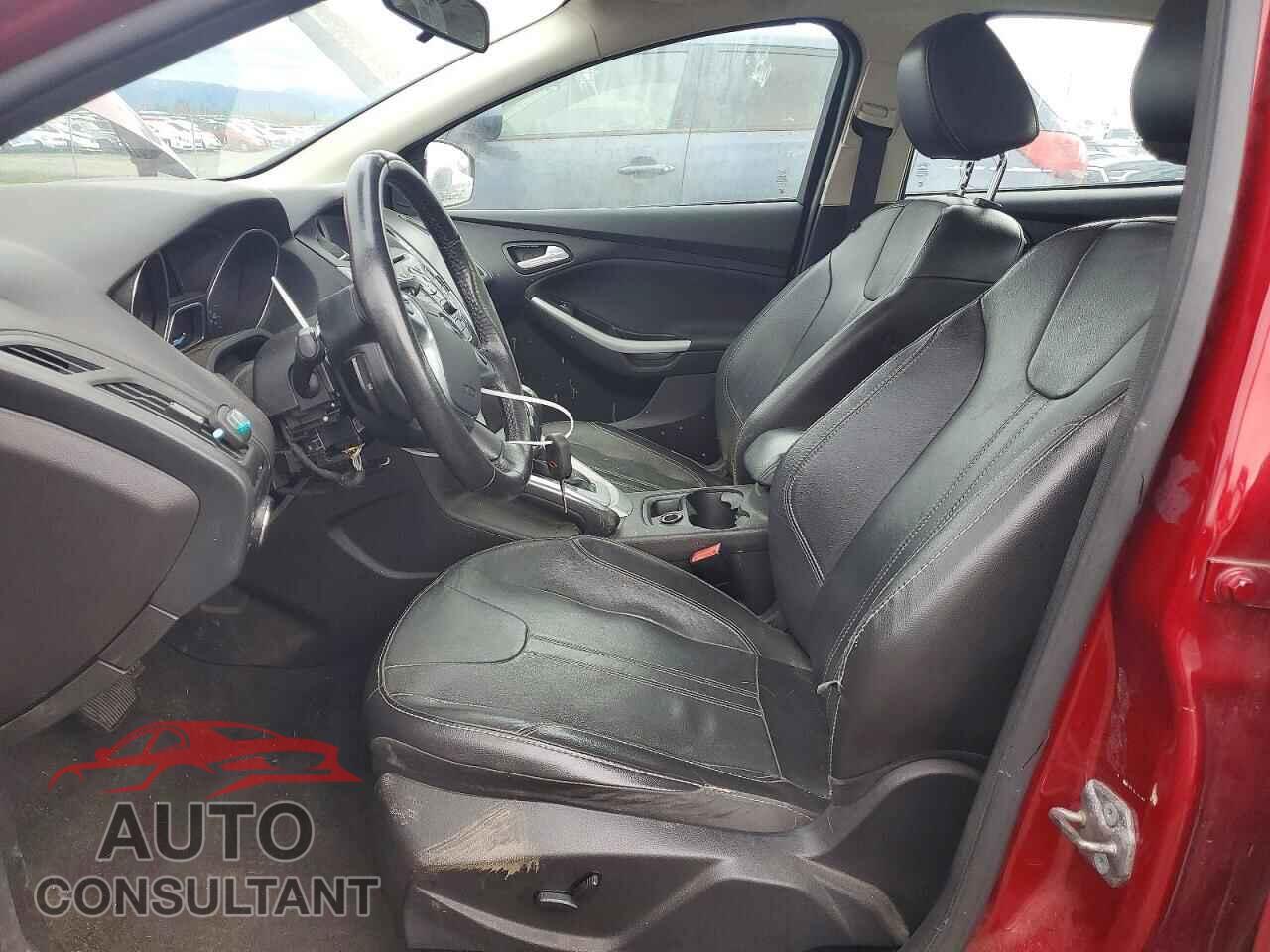 FORD FOCUS 2013 - 1FADP3F28DL292143