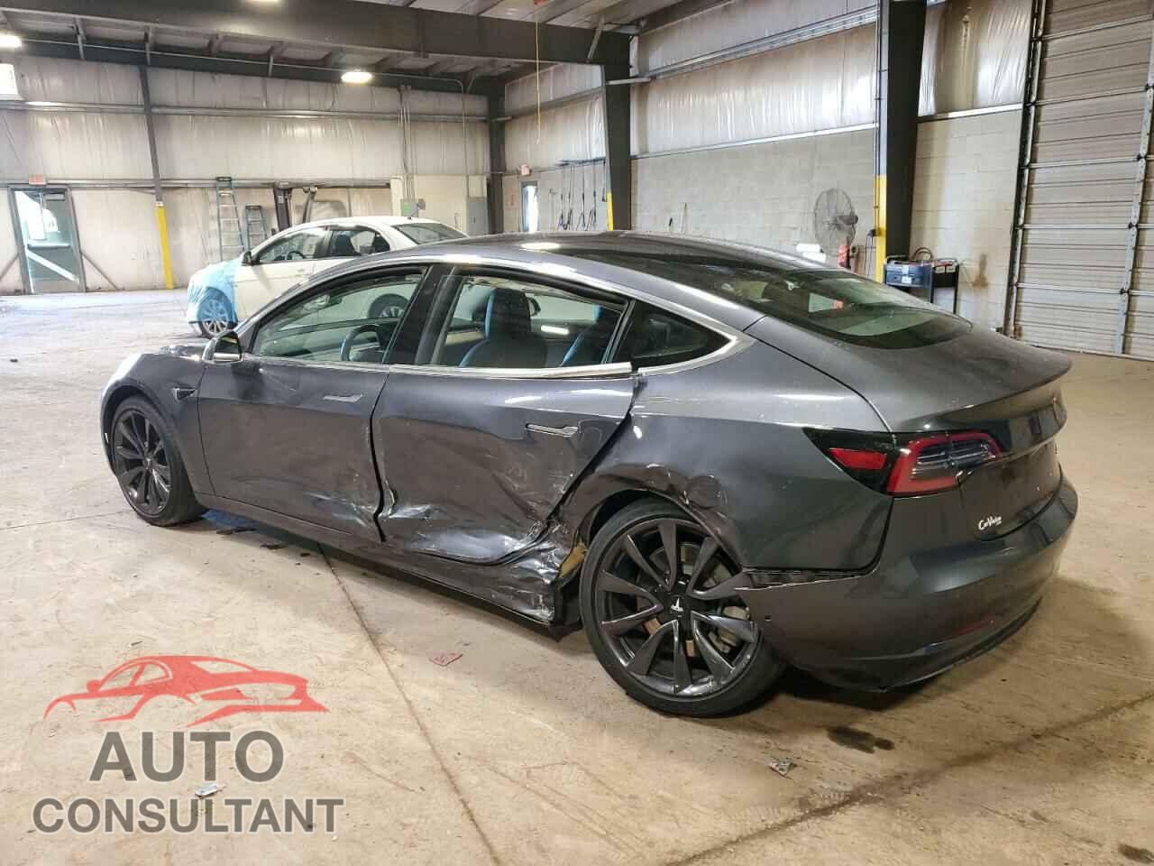 TESLA MODEL 3 2018 - 5YJ3E1EBXJF069148