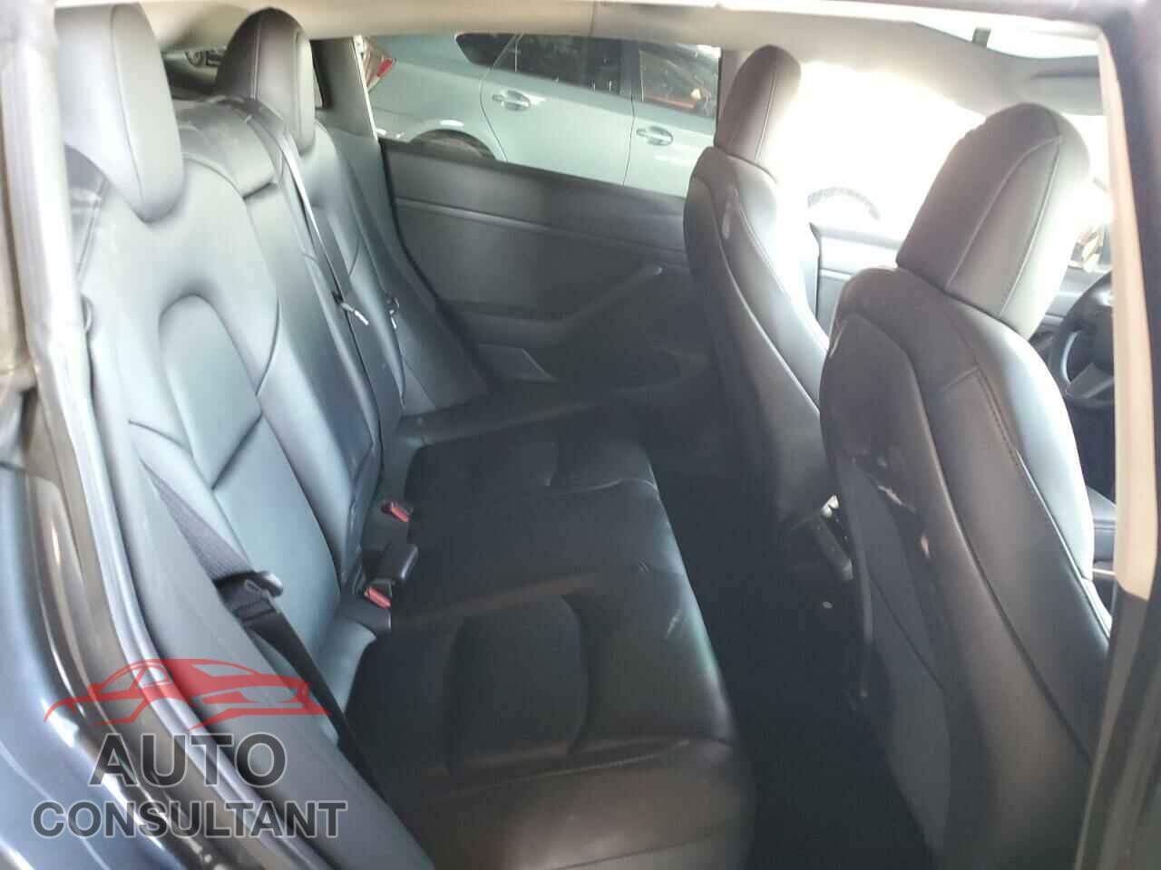 TESLA MODEL 3 2020 - 5YJ3E1EA7LF743542