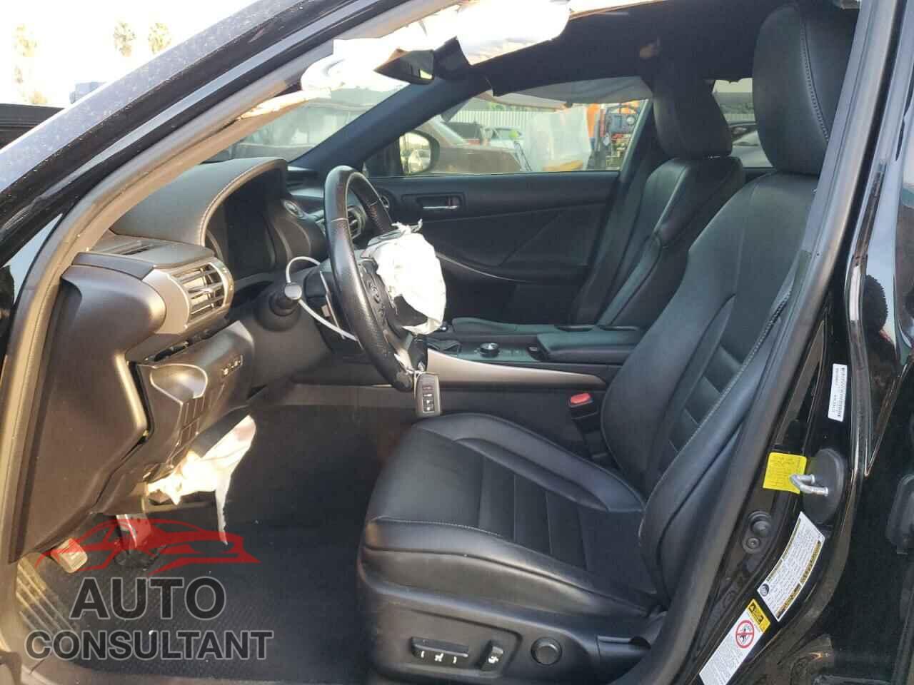 LEXUS IS 2015 - JTHBF1D22F5054838