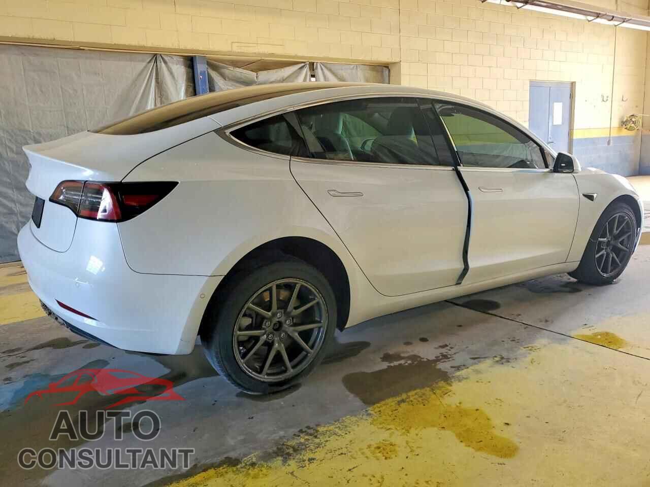 TESLA MODEL 3 2020 - 5YJ3E1EA8LF615293
