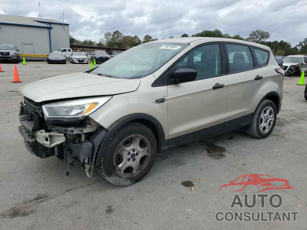 FORD ESCAPE 2017 - 1FMCU0F74HUC31408