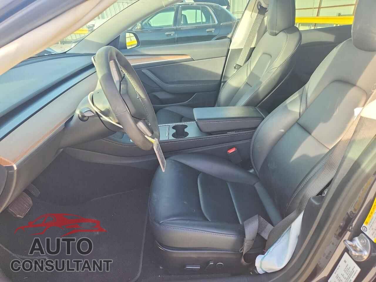 TESLA MODEL 3 2021 - 5YJ3E1EBXMF983288