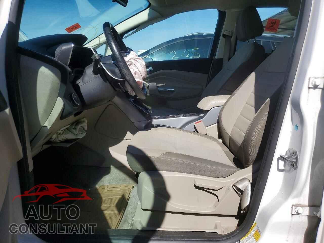 FORD CMAX 2015 - 1FADP5AU9FL110862